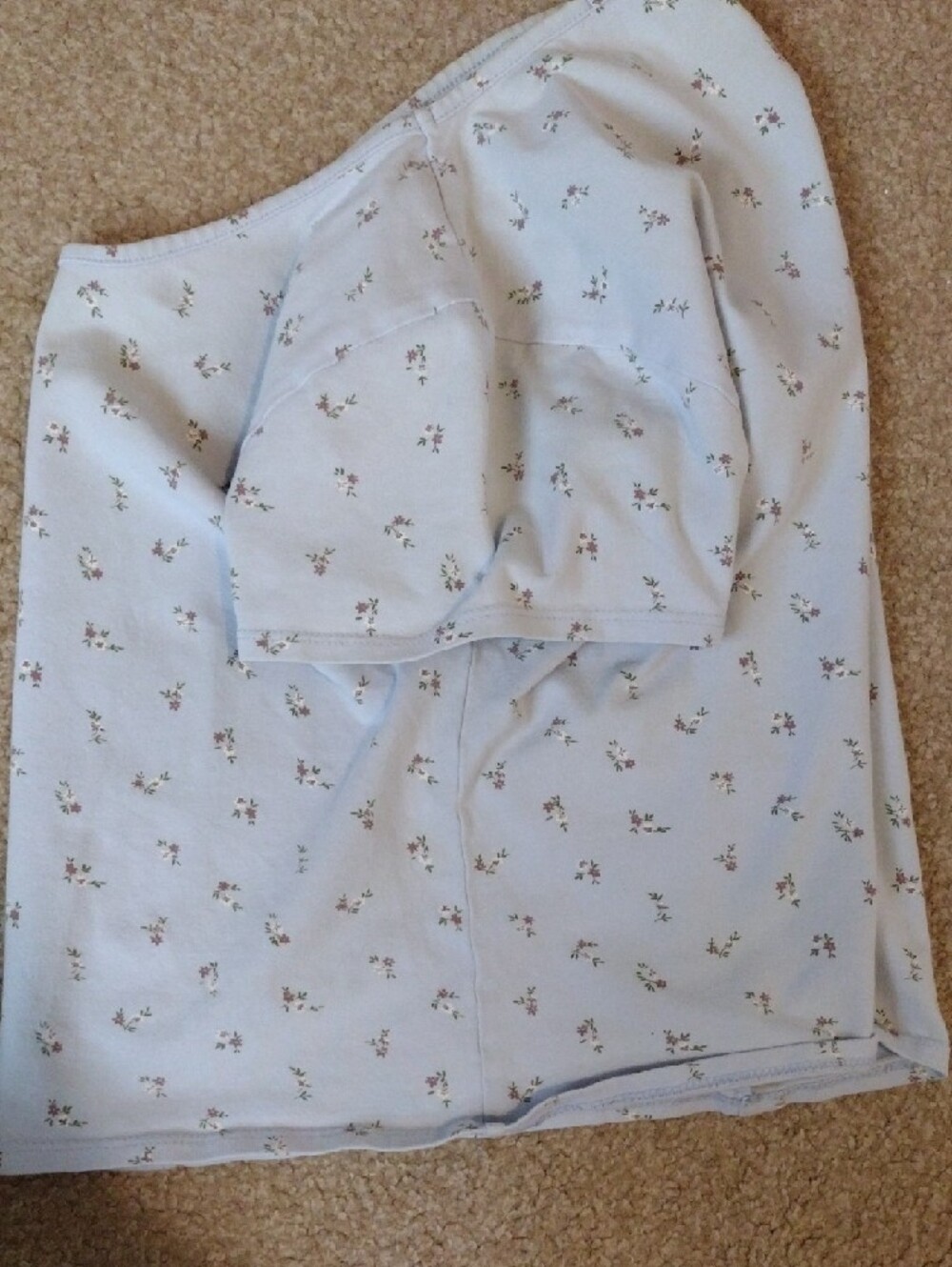 Light Blue Floral Button-Front Top - Picture 4 of 6
